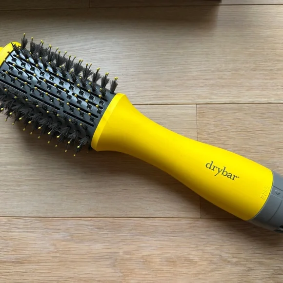 Drybar Double Shot blow dryer Hair brush - Picture 2 of 4